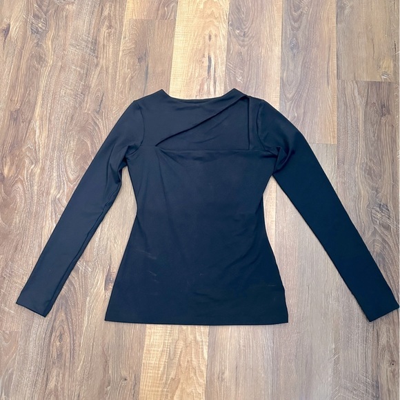 Susana Monaco Angle Cutout Long Sleeve Black Top size S - Picture 2 of 7